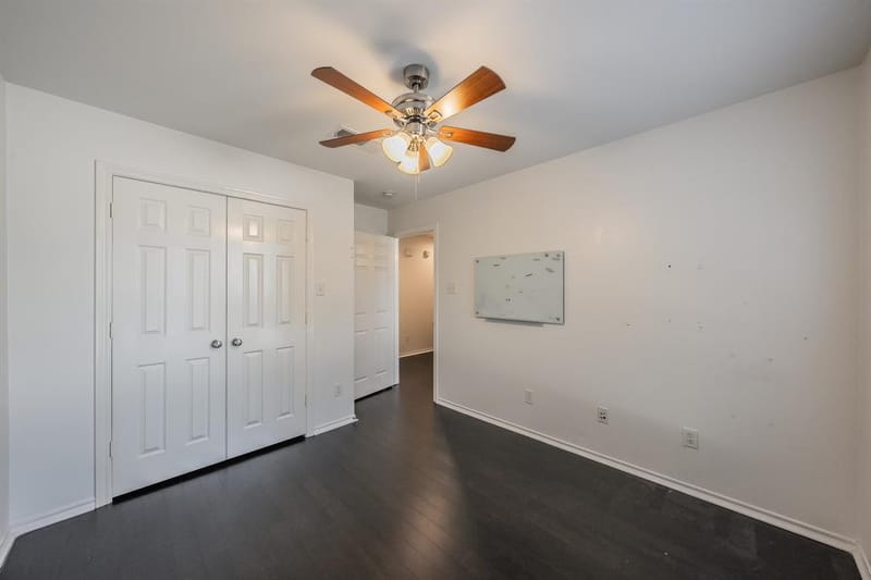 7924 Fox Chase Drive, Arlington TX 76001 - Photo 12