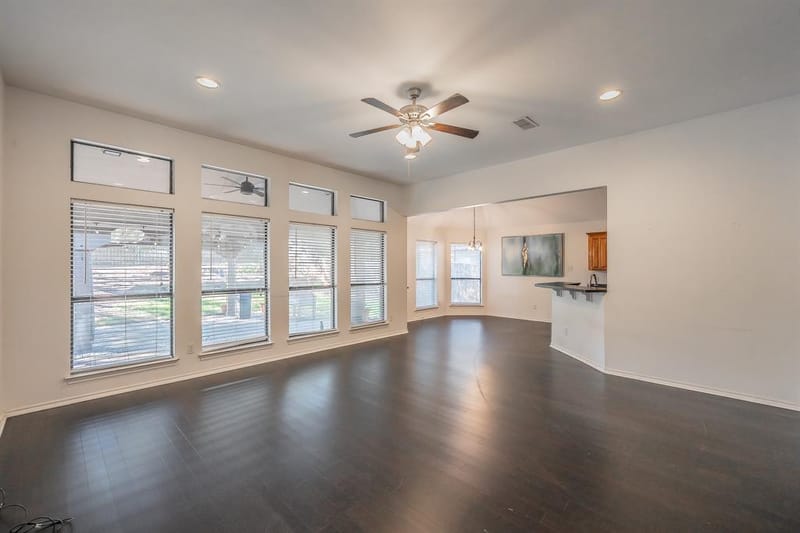 7924 Fox Chase Drive, Arlington TX 76001 - Photo 14