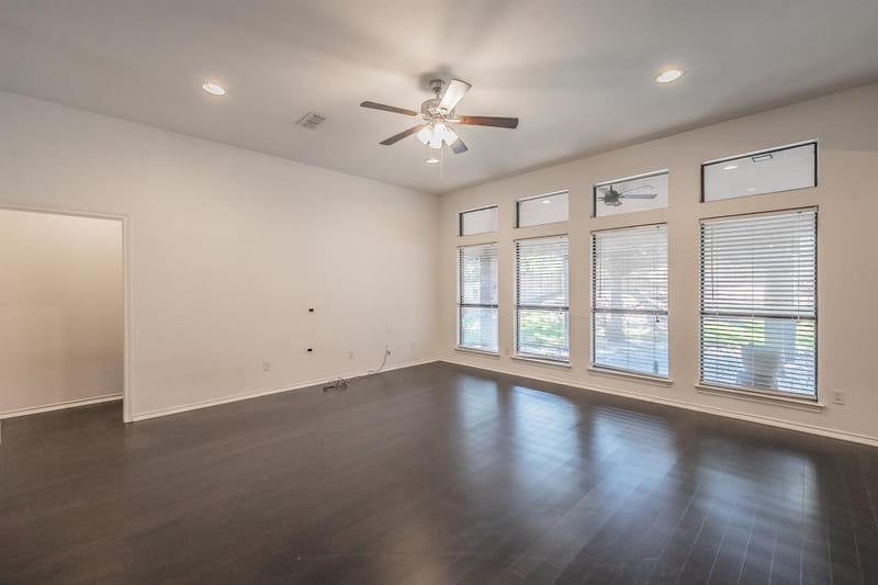 7924 Fox Chase Drive, Arlington TX 76001 - Photo 15