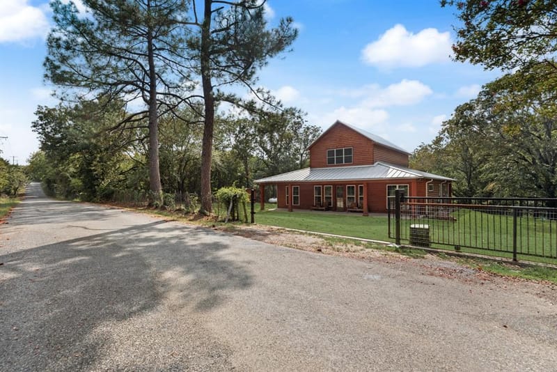 483 Spout Springs Road, Pottsboro TX 75076
