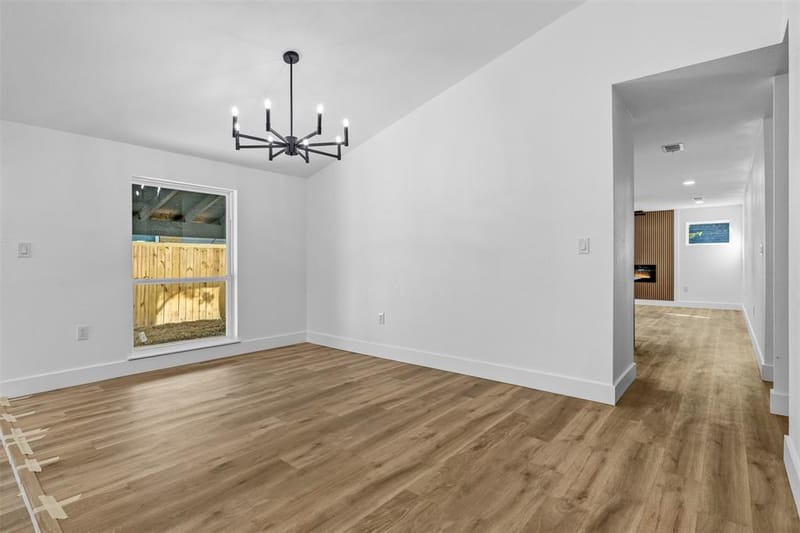 717 Bluebonnet Drive, Grand Prairie TX 75052 - Photo 12