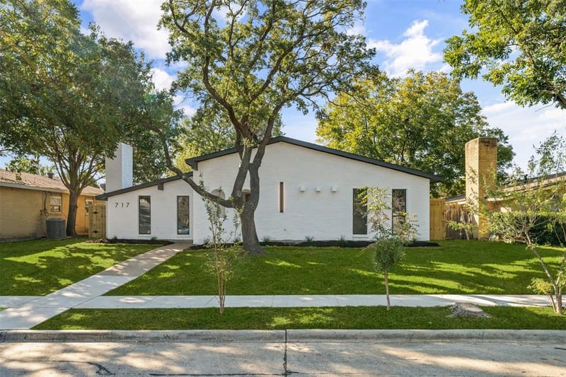 717 Bluebonnet Drive, Grand Prairie TX 75052
