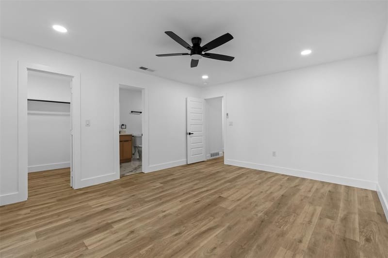 717 Bluebonnet Drive, Grand Prairie TX 75052 - Photo 24