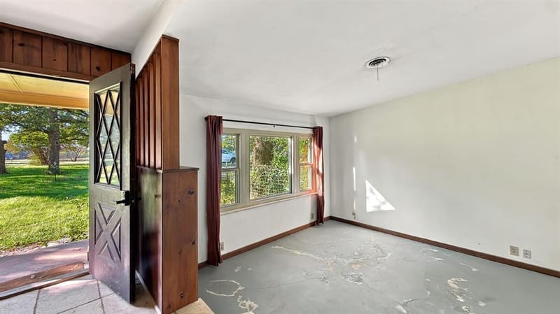2815 McPherson Road, Fort Worth TX 76140 - Photo 4