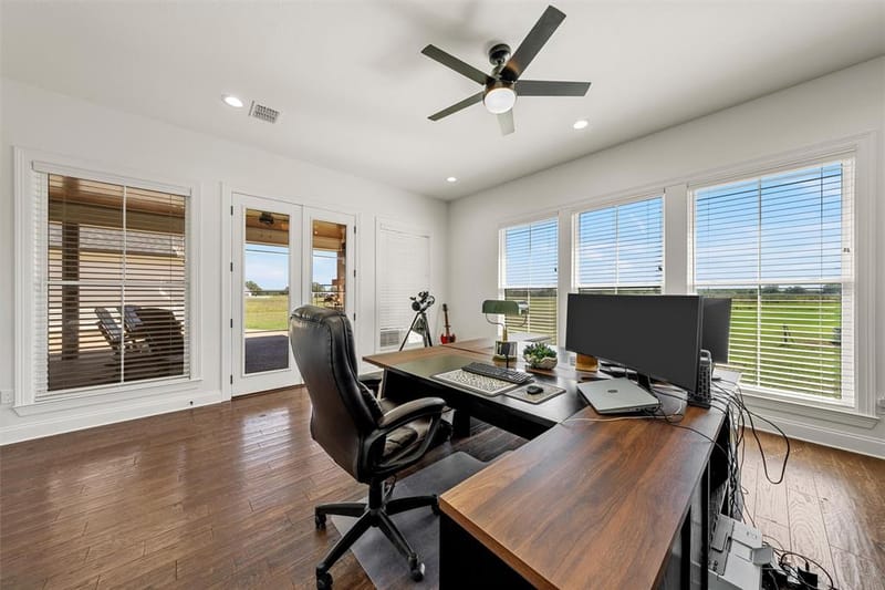 124 Private Road 3666, China Spring TX 76633 - Photo 13