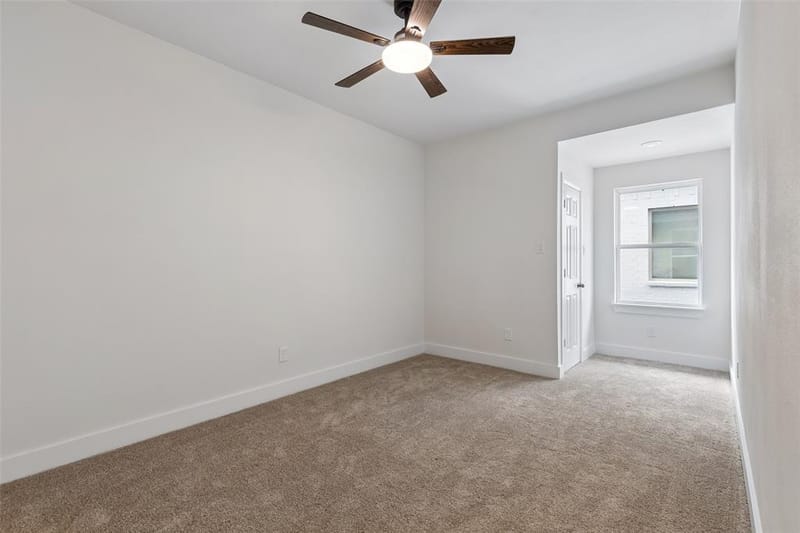 1729 Boxwood Row Drive, Aubrey TX 76227 - Photo 26
