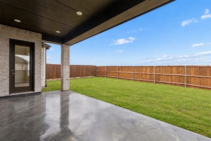 1729 Boxwood Row Drive, Aubrey TX 76227 - Photo 34