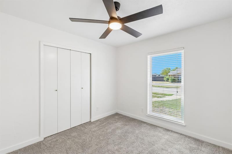 1902 Edna Smith Drive, Garland TX 75040 - Photo 22