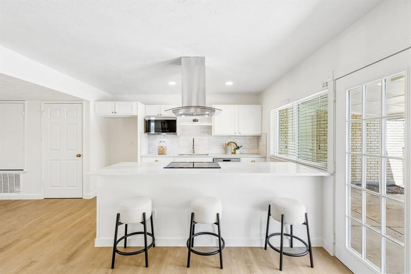 1902 Edna Smith Drive, Garland TX 75040 - Photo 8