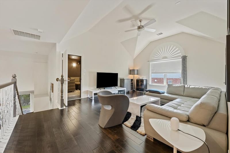 10404 Mateo Trail, Irving TX 75063 - Photo 15