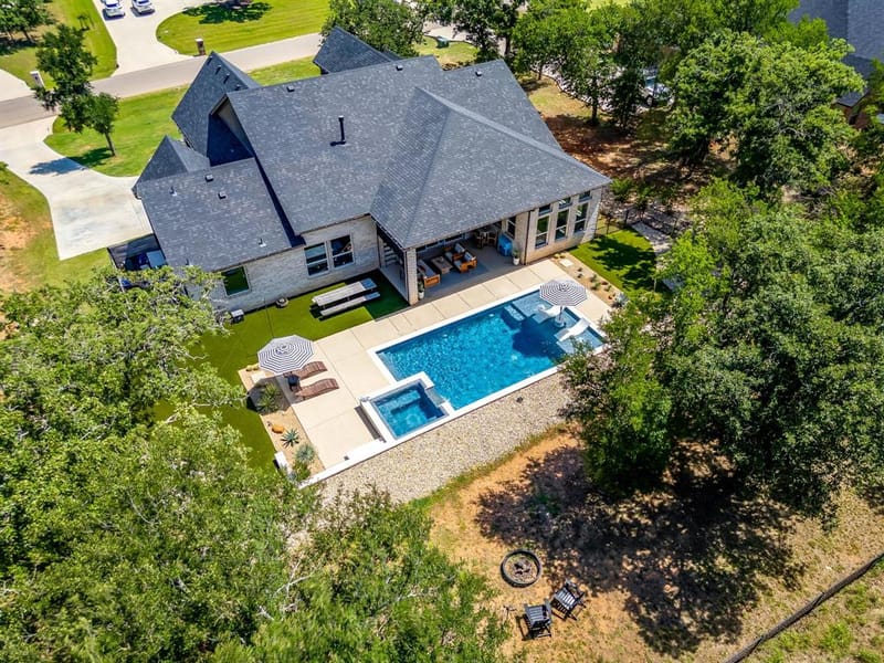 673 S Sugartree Drive, Lipan TX 76462 - Photo 3