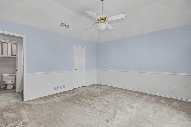 6 Grant Place, Pantego TX 76013 - Photo 9