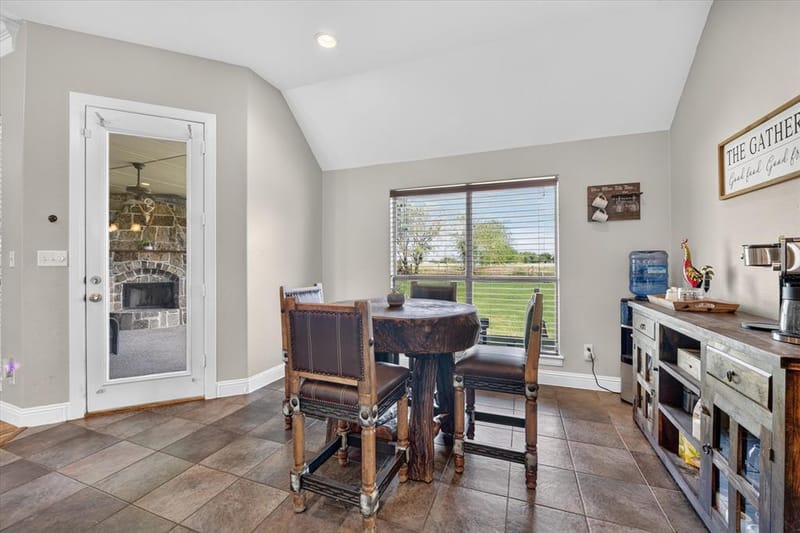 12720 Helen Road, Justin TX 76247 - Photo 5