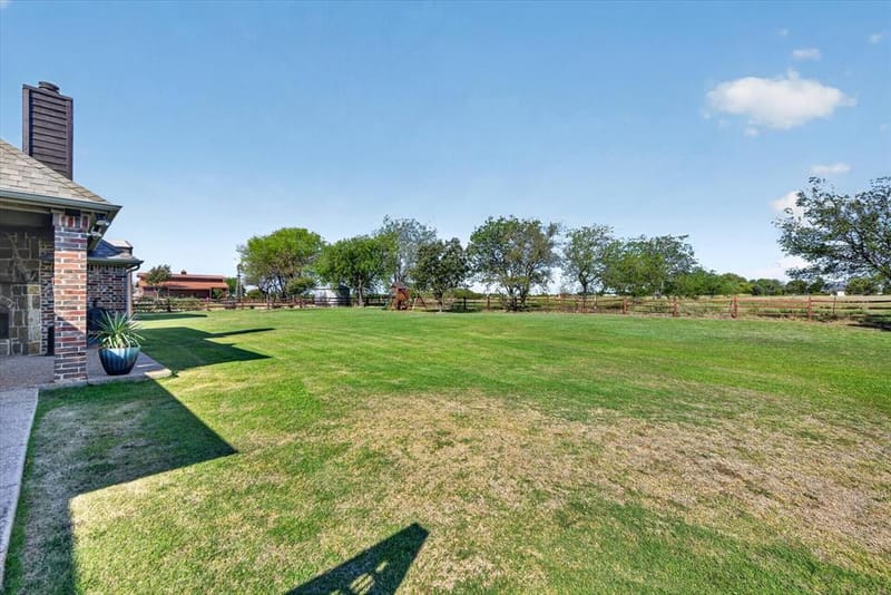 12720 Helen Road, Justin TX 76247 - Photo 34