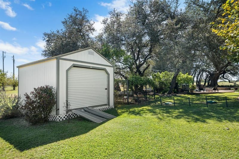 1540 Austin Hines Drive, China Spring TX 76633 - Photo 37