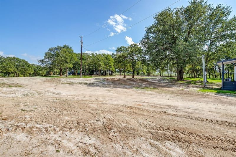 190 Salt Creek Road, Springtown TX 76082 - Photo 22