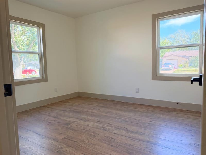 2219 Morgan Street, Irving TX 75062 - Photo 9