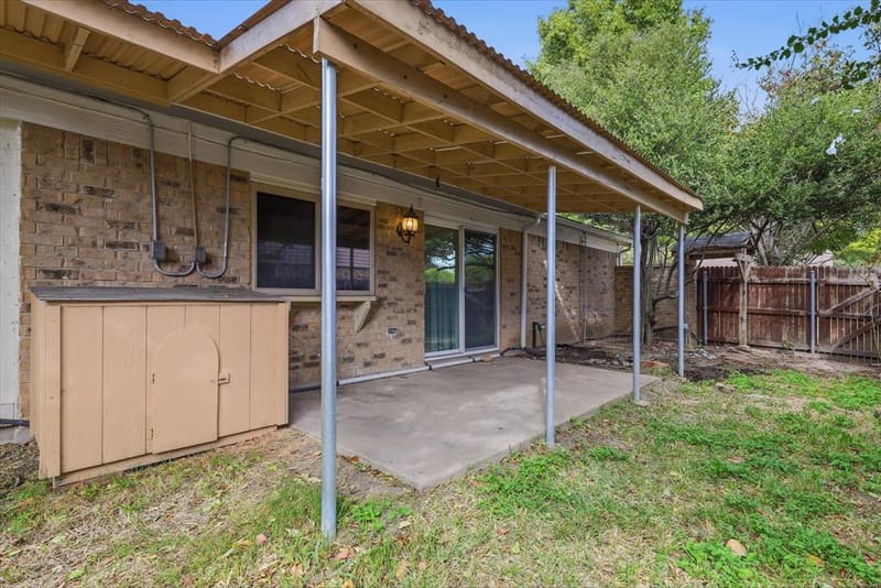 2906 Hazelwood Drive, Garland TX 75044 - Photo 27