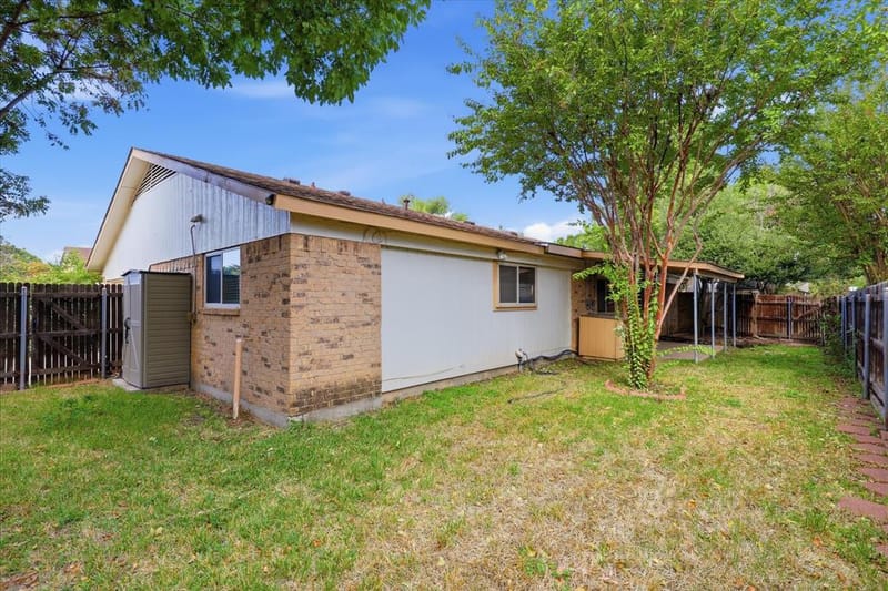 2906 Hazelwood Drive, Garland TX 75044 - Photo 28