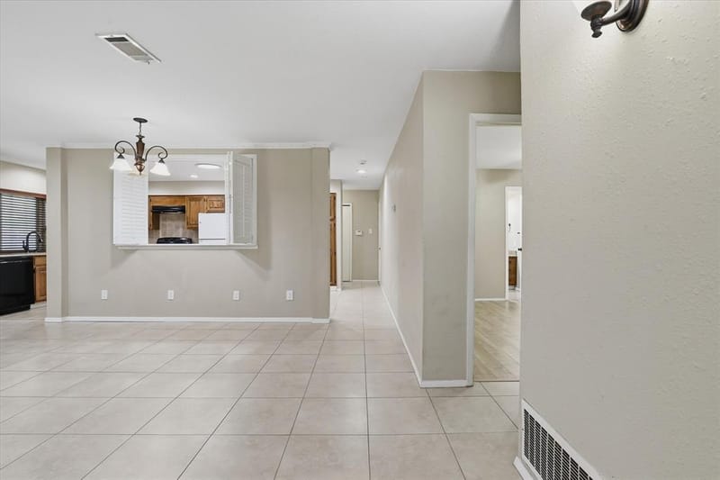 2906 Hazelwood Drive, Garland TX 75044 - Photo 5