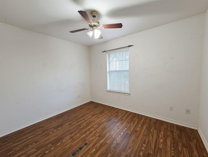 109 Live Oak Road, Springtown TX 76082 - Photo 18