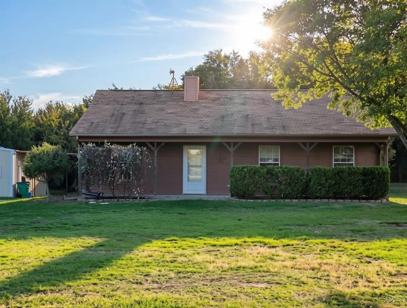 109 Live Oak Road, Springtown TX 76082 - Photo 4