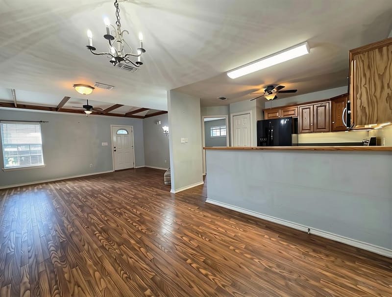 109 Live Oak Road, Springtown TX 76082 - Photo 8