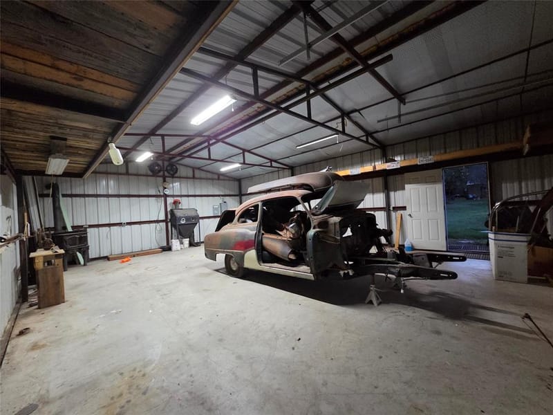 109 Live Oak Road, Springtown TX 76082 - Photo 21