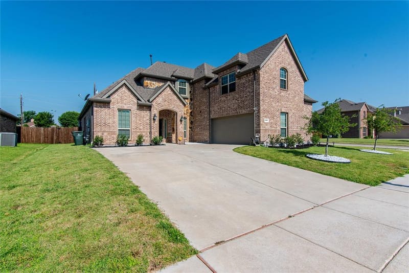 5301 Hidden Creek Road, Garland TX 75043