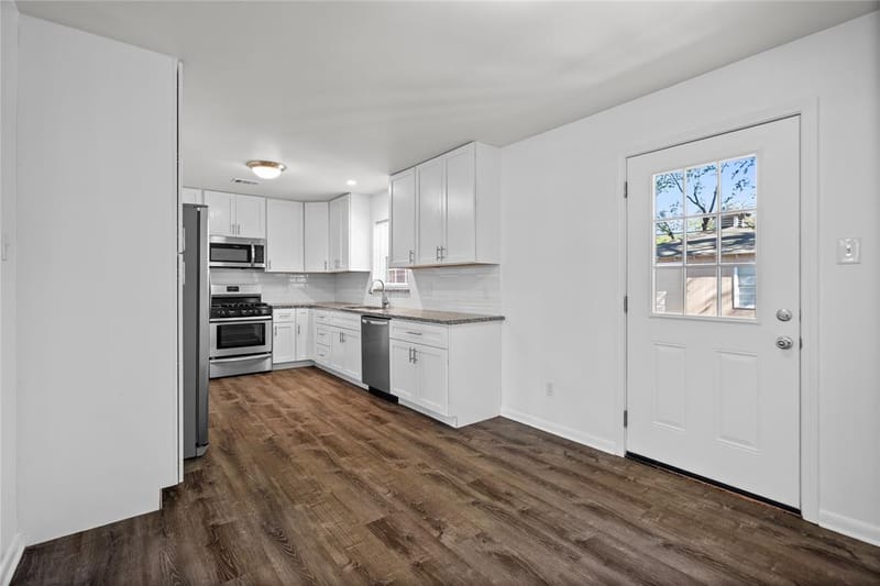 6439 Fisher Road, Dallas TX 75214 - Photo 13