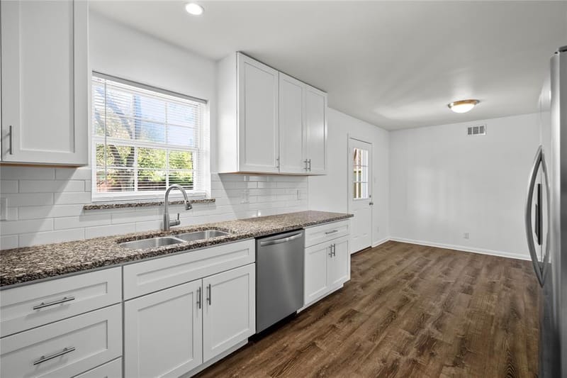 6439 Fisher Road, Dallas TX 75214 - Photo 15