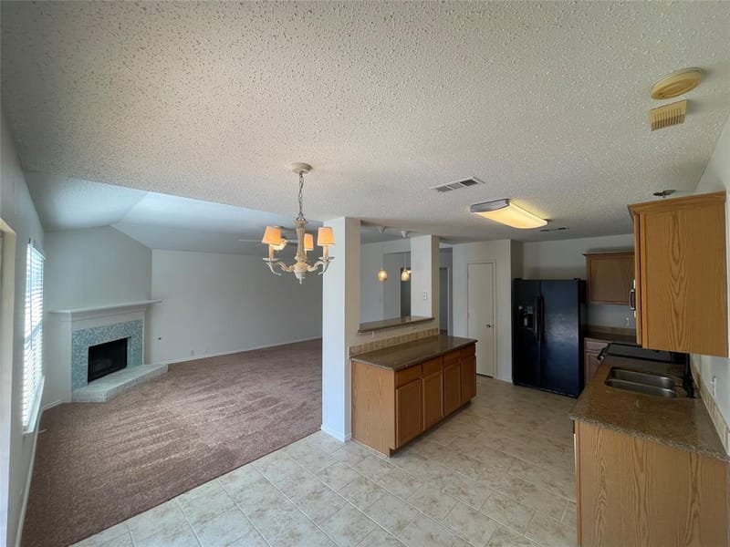 909 Greenbend Drive, Denton TX 76210 - Photo 14