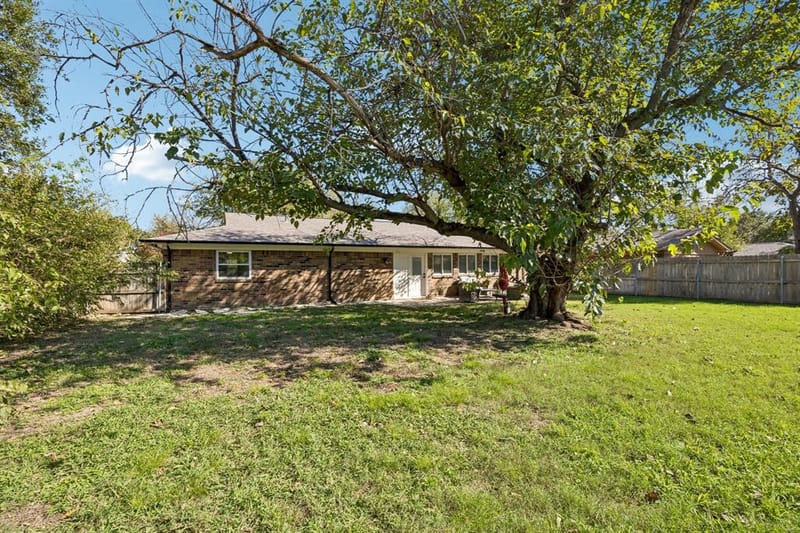 5521 Galway Lane, North Richland Hills TX 76180 - Photo 25