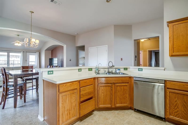 2216 Pacino Drive, Fort Worth TX 76134 - Photo 9