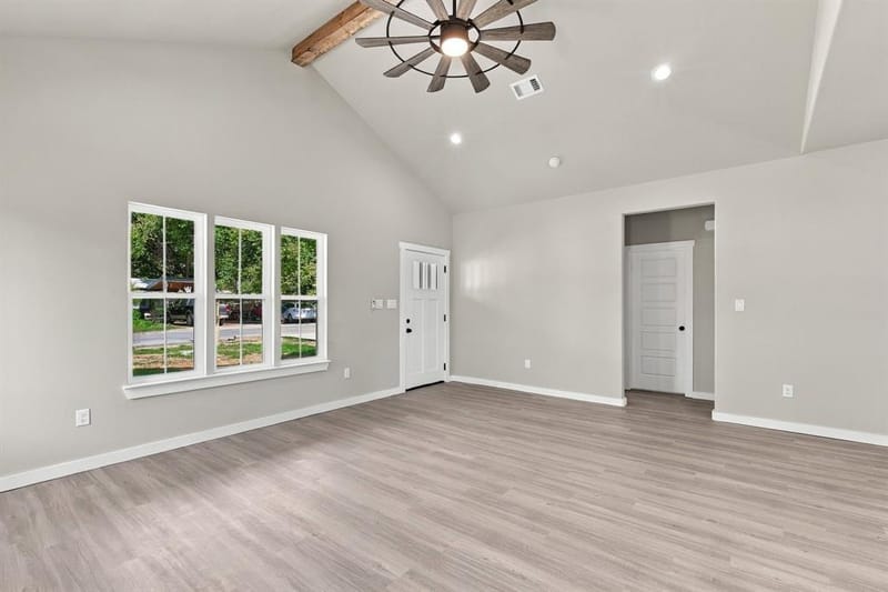 407 Bass Street, Bridgeport TX 76426 - Photo 2