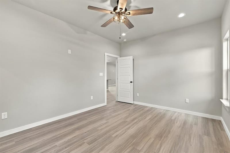 407 Bass Street, Bridgeport TX 76426 - Photo 17