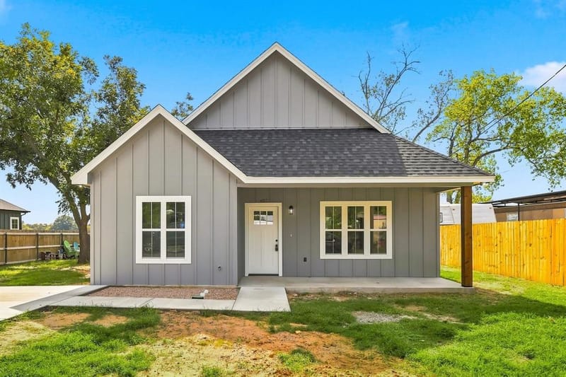 407 Bass Street, Bridgeport TX 76426