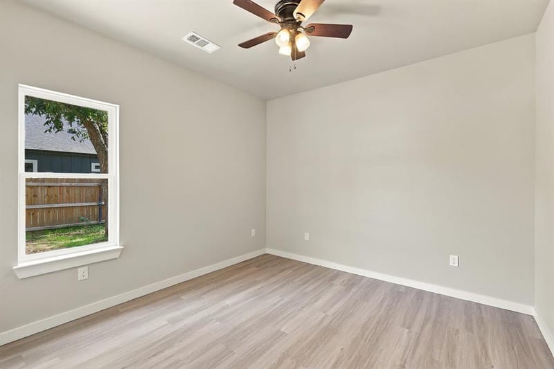 407 Bass Street, Bridgeport TX 76426 - Photo 21