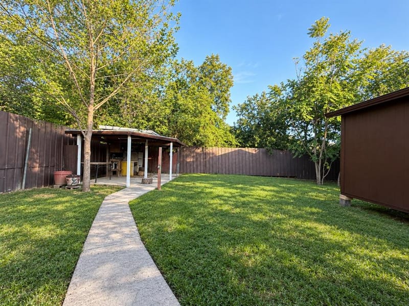 4522 Idaho Avenue, Dallas TX 75216 - Photo 24