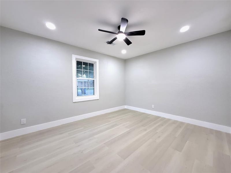 4522 Idaho Avenue, Dallas TX 75216 - Photo 18