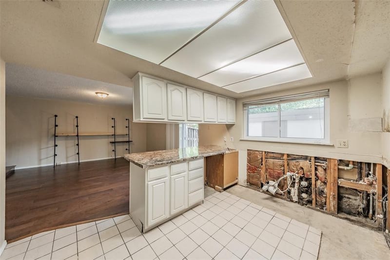 220 Westview Terrace, Arlington TX 76013 - Photo 13