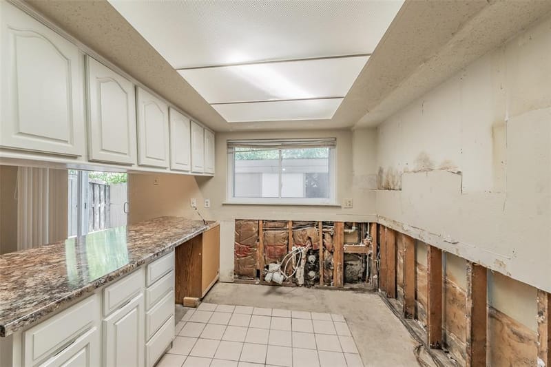 220 Westview Terrace, Arlington TX 76013 - Photo 14