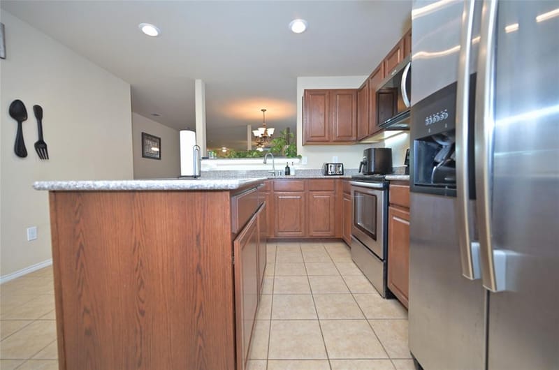 317 Chalkstone Drive, Fort Worth TX 76131 - Photo 7