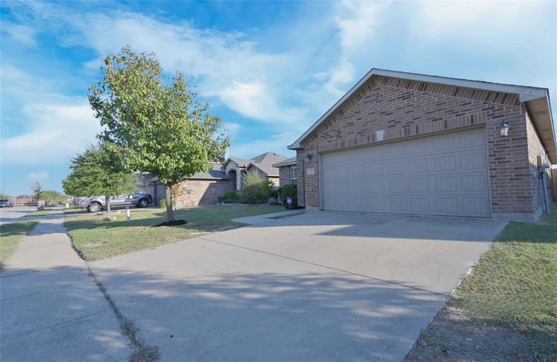 317 Chalkstone Drive, Fort Worth TX 76131 - Photo 36