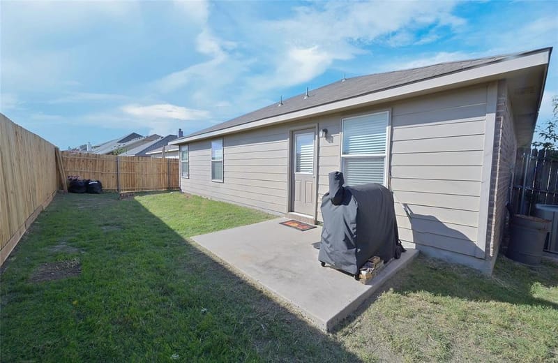 317 Chalkstone Drive, Fort Worth TX 76131 - Photo 32