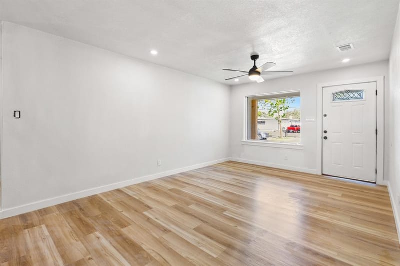 7220 Tillman Street, Dallas TX 75217 - Photo 4