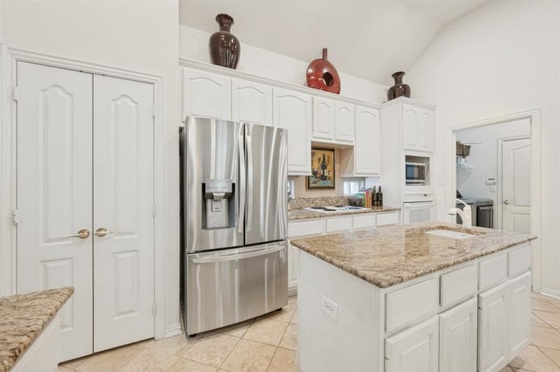 3025 Westminster Drive, Farmers Branch TX 75234 - Photo 6