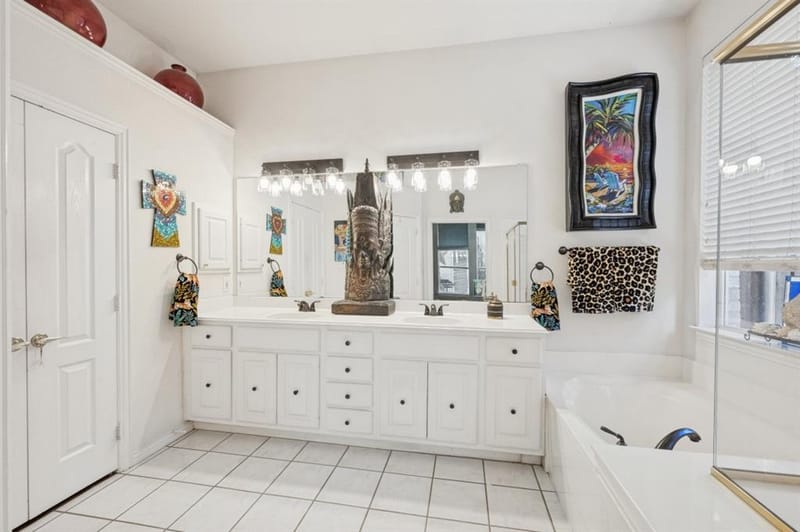 3025 Westminster Drive, Farmers Branch TX 75234 - Photo 12