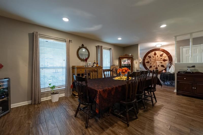 1731 Park Ridge Terrace, Arlington TX 76012 - Photo 6