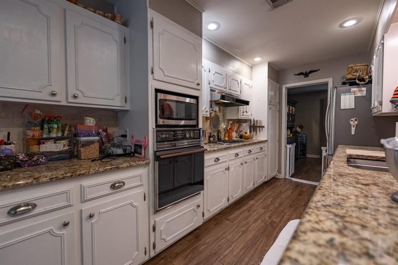 1731 Park Ridge Terrace, Arlington TX 76012 - Photo 14